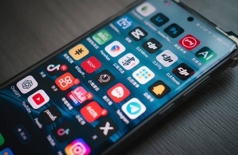 Як продавати через TikTok Shop, Instagram і Telegram: практичний посібник для бізнесу